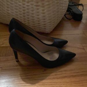 Tory Burch Blck Leather Heels